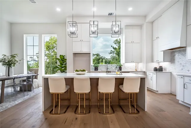 Popular Melody Oaks Real Estate