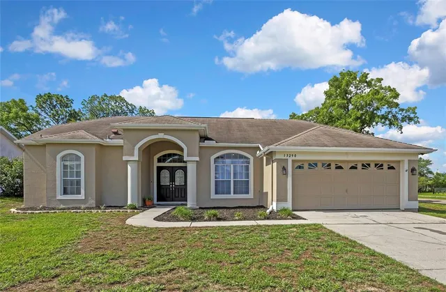 Popular AMBER WOODS PH III Real Estate
