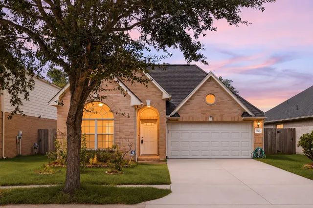Popular Clearwood Lndg Rep 02 Real Estate