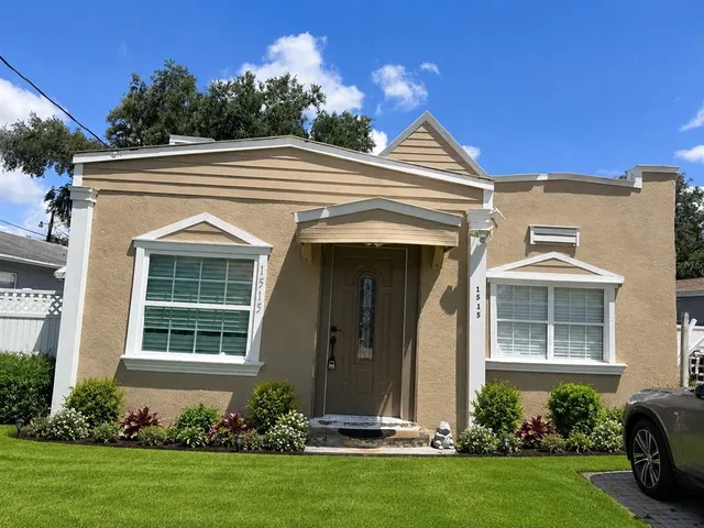 Popular ROSELAND COURT Real Estate