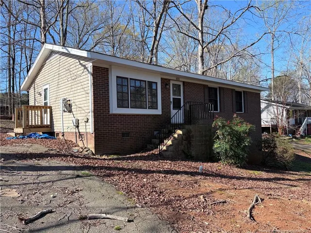 Cheap Courtland Acres Real Estate