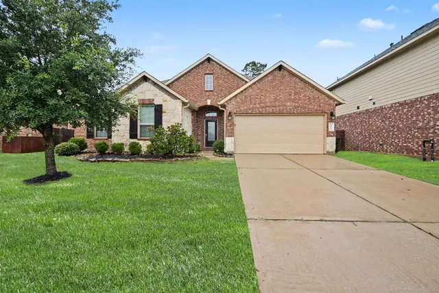 Popular Hampton Crk Sec 3 Real Estate