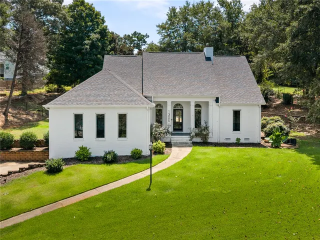 Cheap Hunters Trail Real Estate