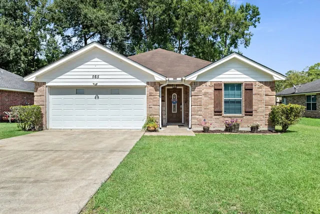 Popular Southern Pines Real Estate