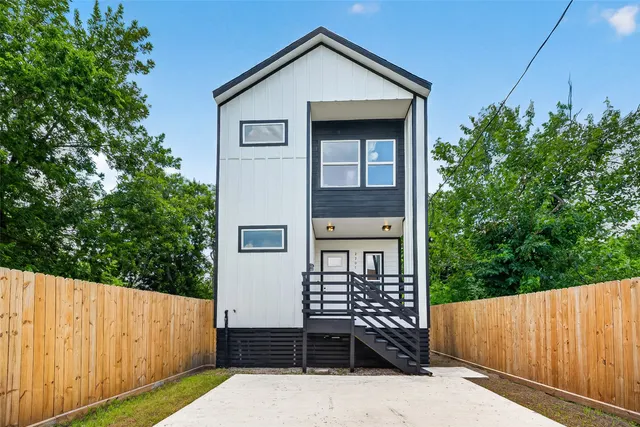 Expensive Lahoma Real Estate