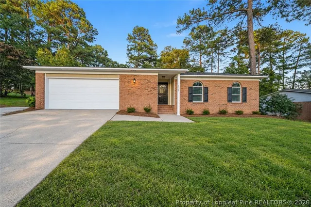 Expensive HILLENDALE W Real Estate