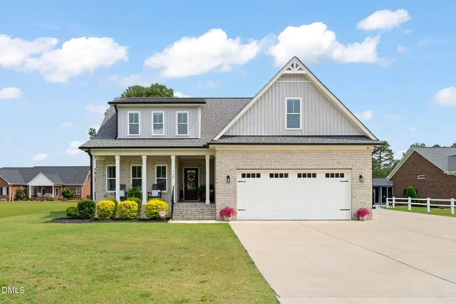 Popular Four Oaks Estates Real Estate