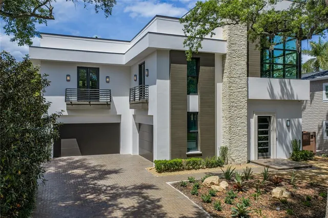 Popular VILLA ROSA PARK Real Estate