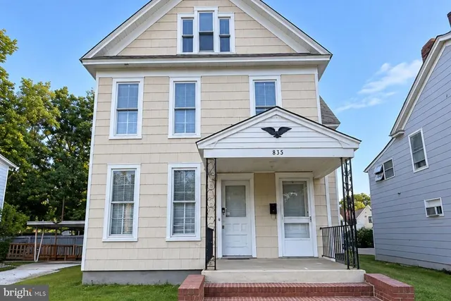 Cheap Cambridge Historic District Real Estate