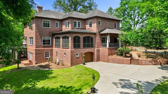 Popular Piedmont Lakes Real Estate