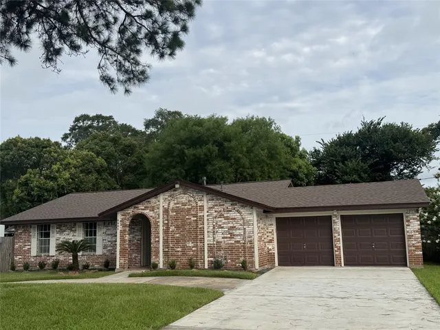 Cheap El Jardin Real Estate