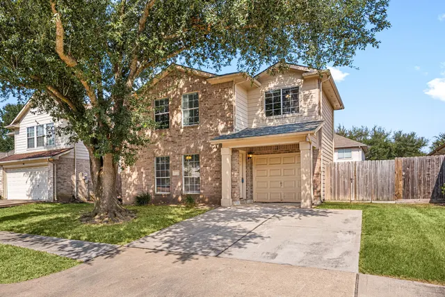 Cheap Three Lakes East Real Estate