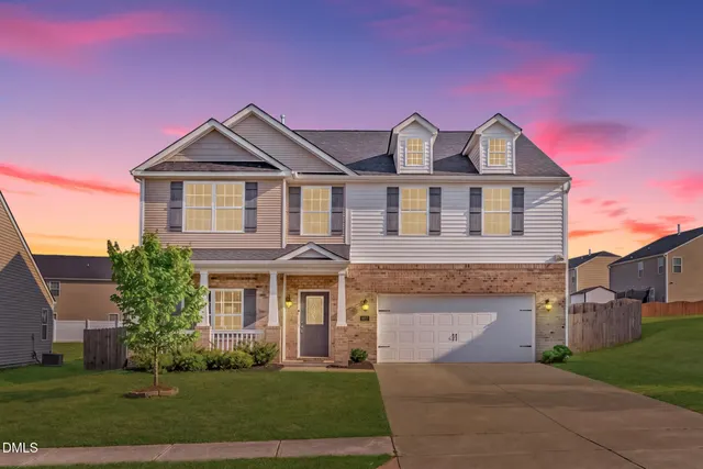 Popular Taryn Lake Real Estate