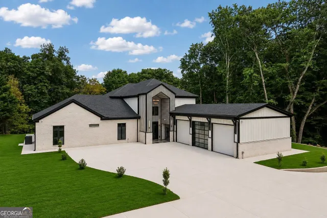 Expensive Savannah Oaks Real Estate