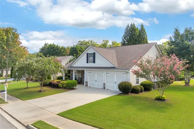 Popular BRIARCREST Real Estate