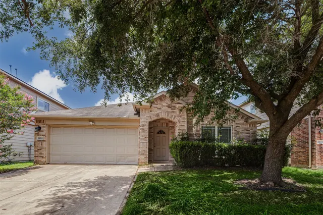 Popular Plantation Lakes Real Estate