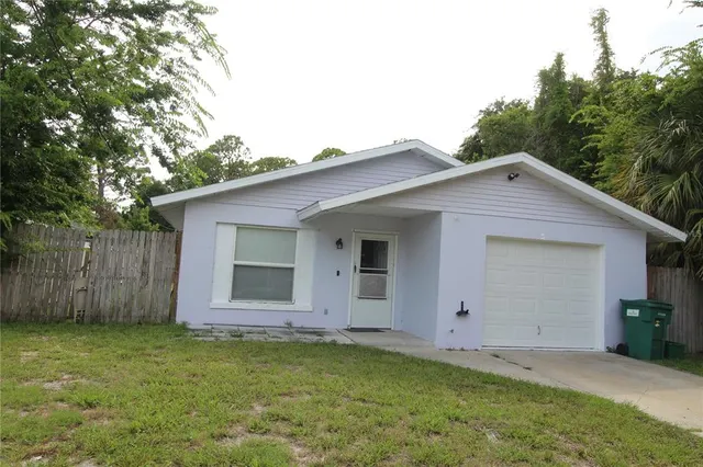 Popular SHERVILLE PARK Real Estate