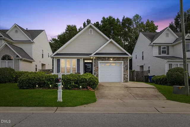 Cheap Vantage Pointe Real Estate