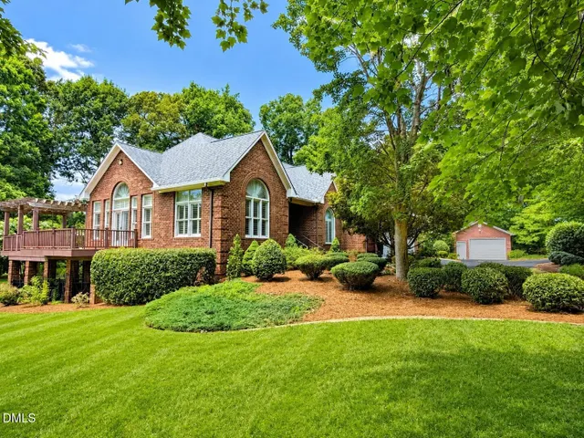 Popular Pinewood Golf and Development Real Estate