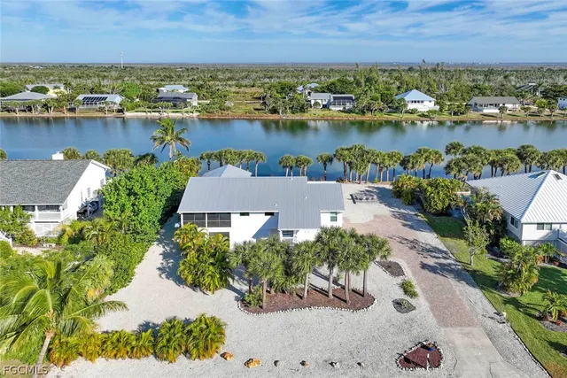 Popular LITTLE LAKE MUREX Real Estate