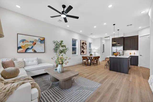 Popular Donovan Vista Real Estate
