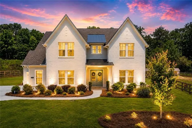 Popular Maddux Path Real Estate