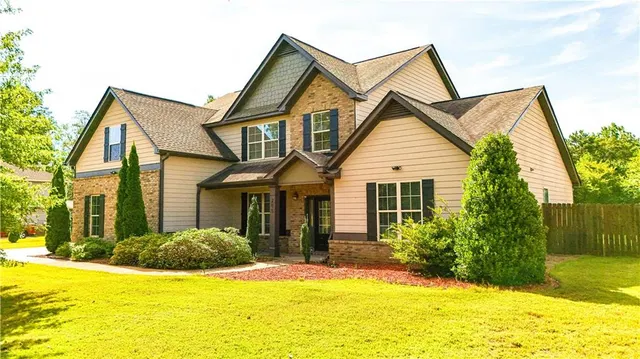 Popular LUELLA GROVE Real Estate