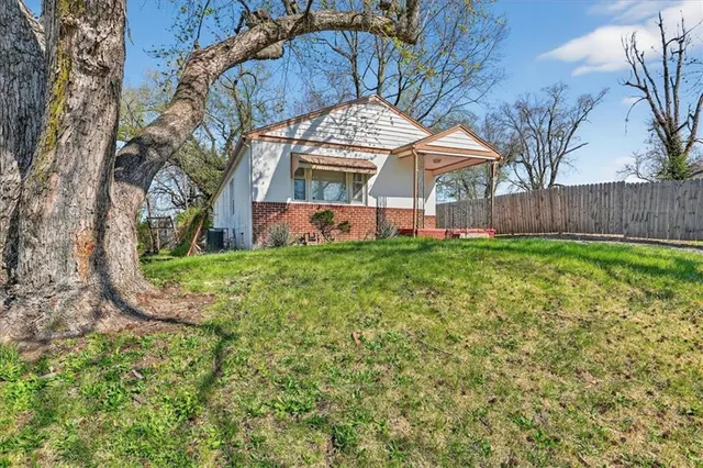 Popular Prospect Fields Real Estate