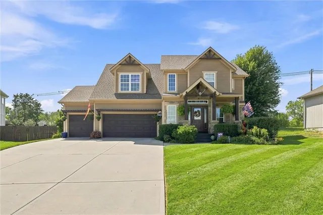 Popular Genesis Trace Real Estate
