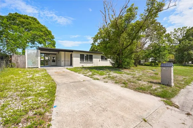 Popular PINERIDGE UNIT 03 Real Estate