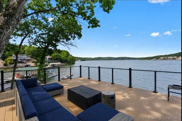 Popular Stoneledge Estates Real Estate