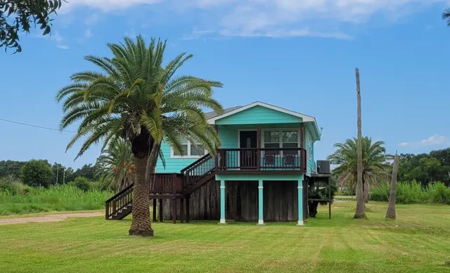 Popular Tropical Gardens Real Estate