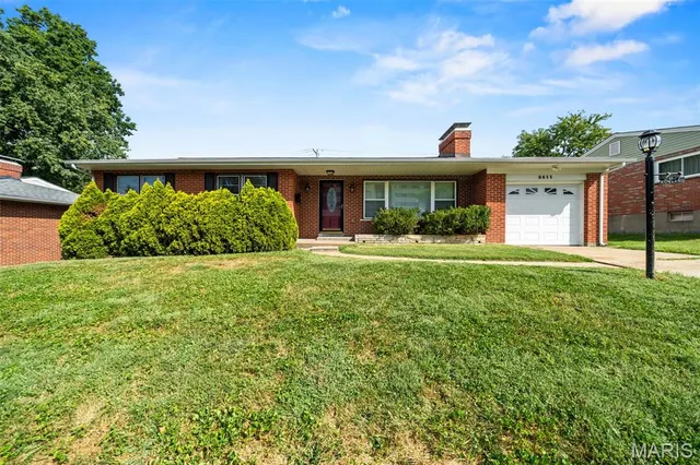 Popular Bonhomme Terrace Real Estate