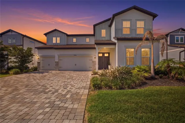 Popular HAWKS FERN PH 3 Real Estate