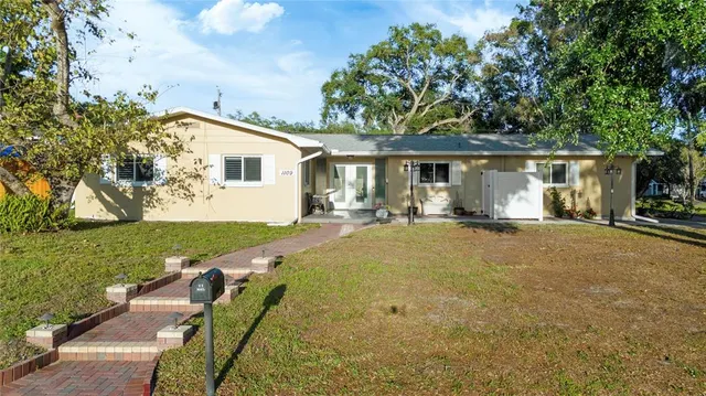 Popular PARKWOOD SUB Real Estate