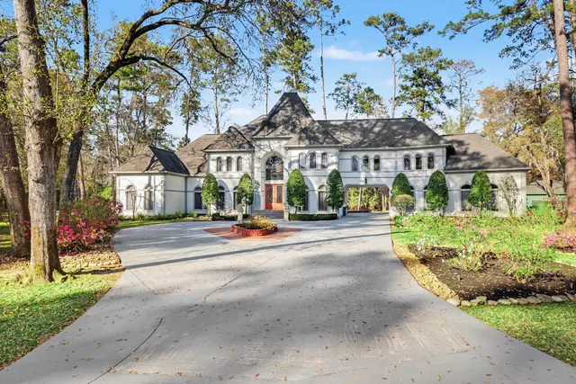 Popular Waldenwood Real Estate