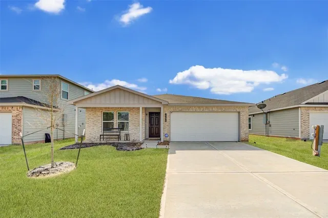 Popular Crockett Reserve 02 Real Estate