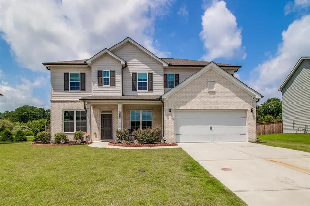Popular Rockwell Meadows Real Estate
