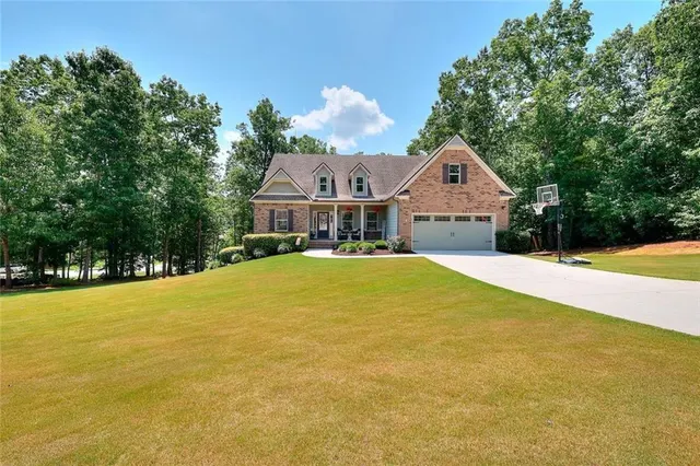 Popular WILLOWS AT CREEKSIDE Real Estate