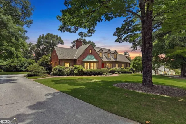 Popular Dixon Heights Real Estate
