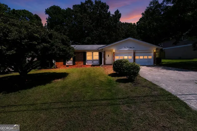 Expensive Campbell Wood Real Estate