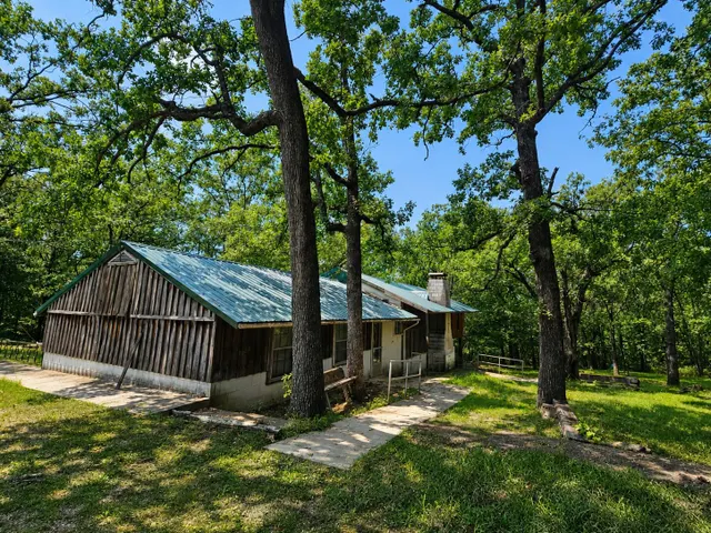 Popular Tall Oaks Real Estate
