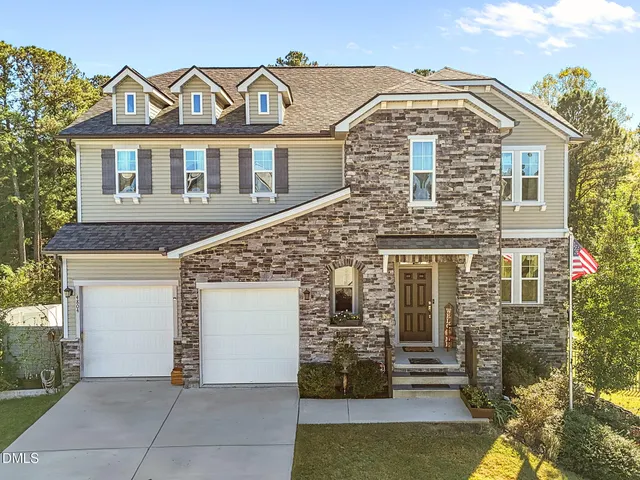 Popular Pine Glen Real Estate