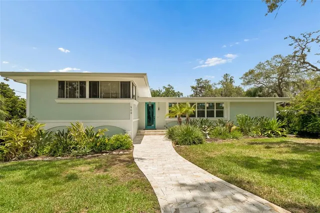 Popular FERGUSONS CEDAR BLUFFS Real Estate