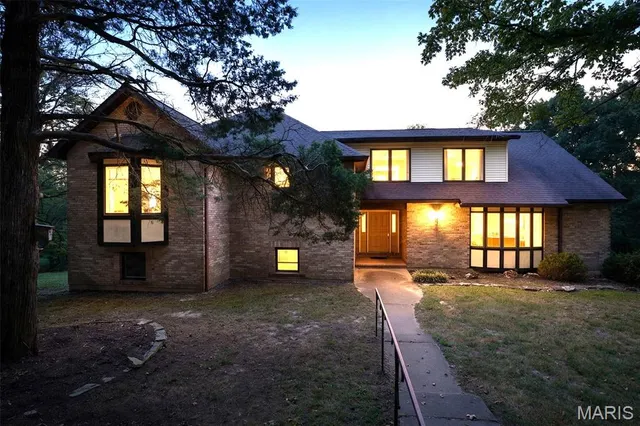 Expensive Riverside Acres Real Estate