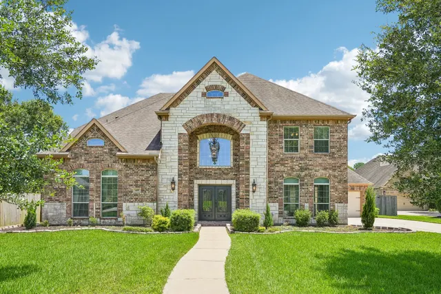 Expensive Bayou Park Real Estate