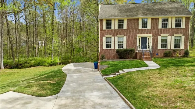 Popular Cascade Knolls Real Estate
