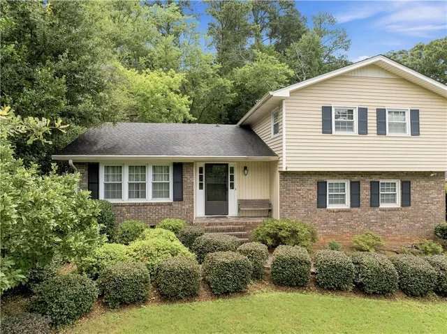 Popular Maplewood Real Estate