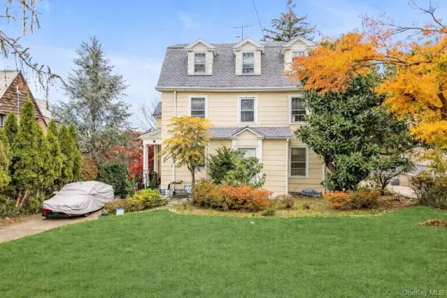 Popular Bayside Real Estate