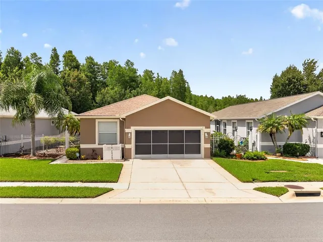 Popular GROVES PH 03 Real Estate